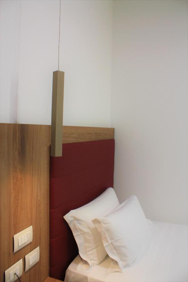 V Hotel Ankona Zewnętrze zdjęcie