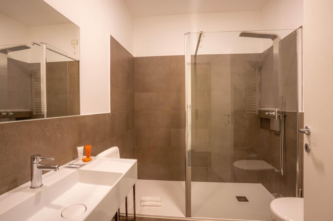 V Hotel Ankona Zewnętrze zdjęcie